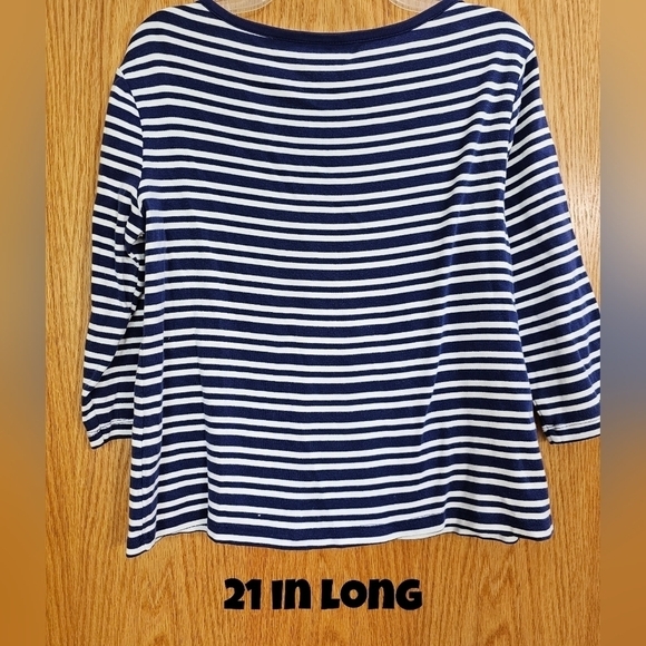 Chicos Top sz 1 (8) - Picture 3 of 6